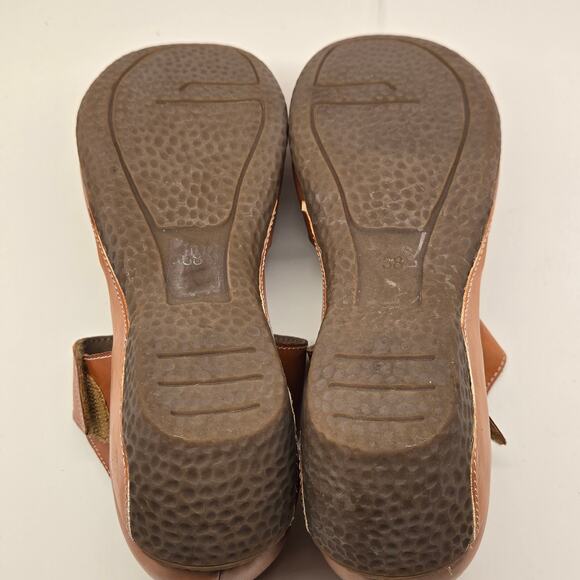 L'Artiste Gloss Mary Jane Brown Leather Closed Toe Comfort Clogs Sz 38 / 7.5 -8 - Picture 8 of 11